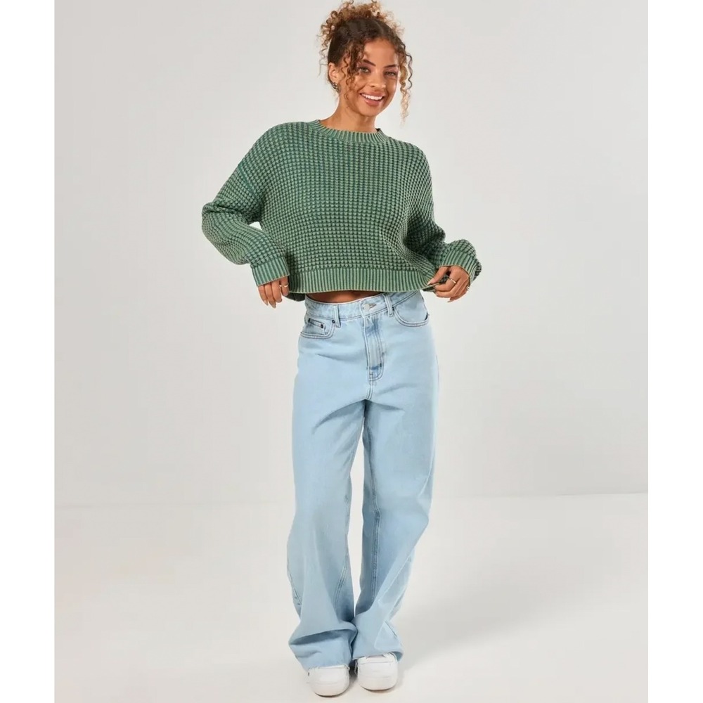 Hollister XS Green Cropped Oversize Thick Waffle Knit Crew Neck Textured Sweater